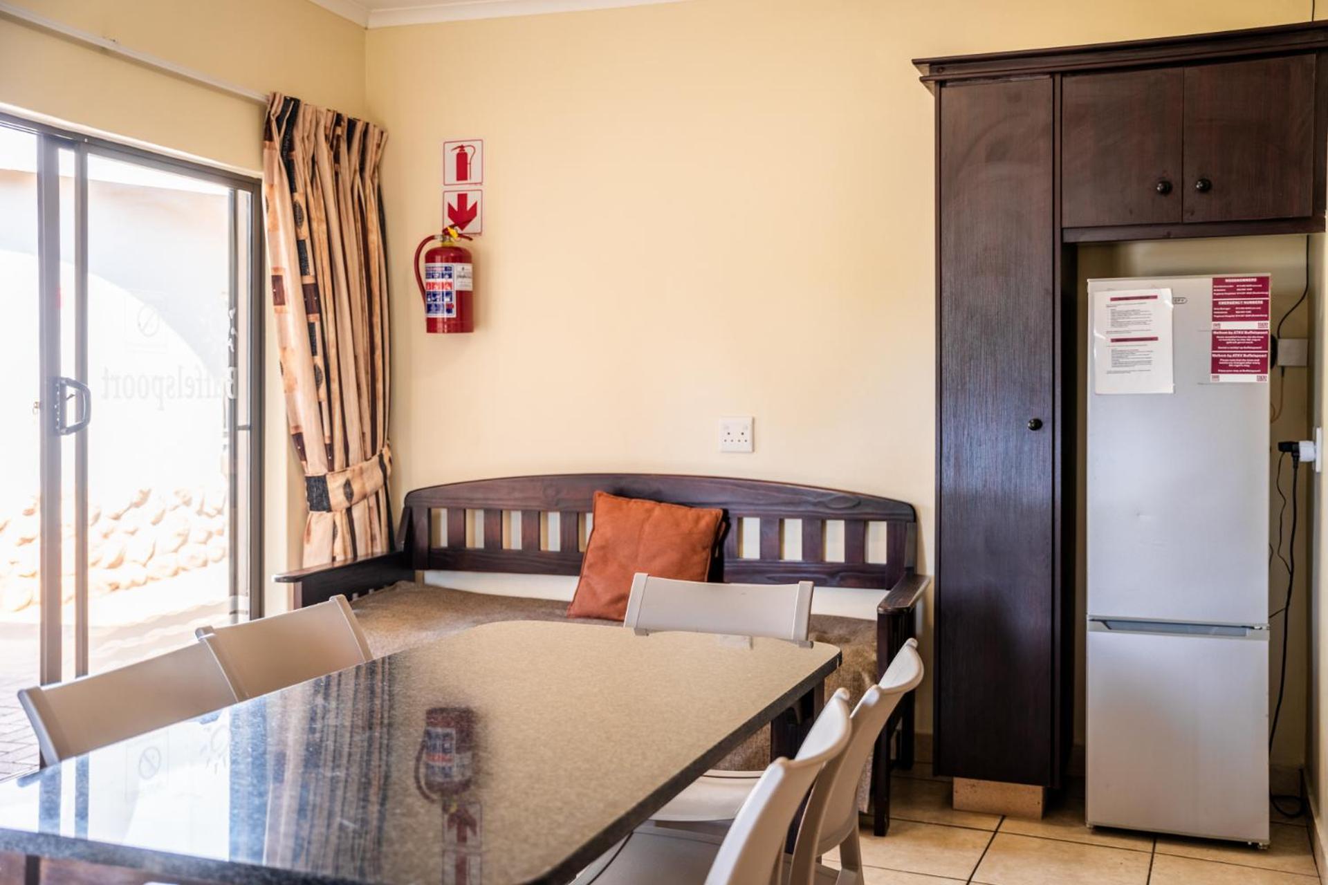 Atkv Buffelspoort Hotel Rustenburg Exterior photo